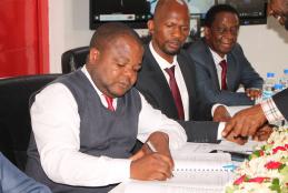 VC signs MoU with Makueni County Govt